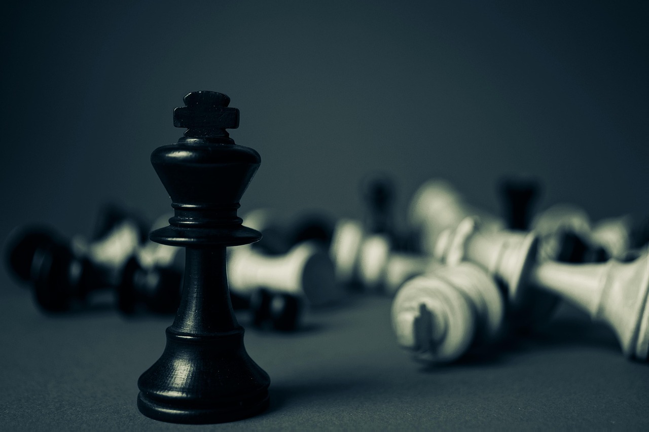 Gukesh D. Defeats Magnus Carlsen to Lead Superbet Chess Tour 2025